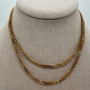 Vtg gold tone chain necklace